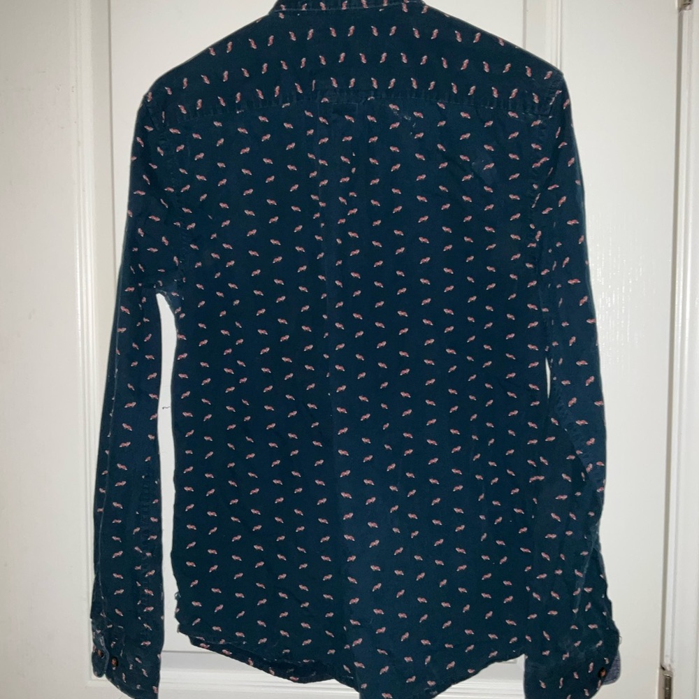 Shirt - Picture 2 of 4